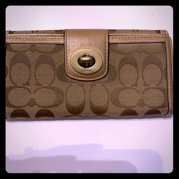 Coach Wallet - Picture 2 of 5